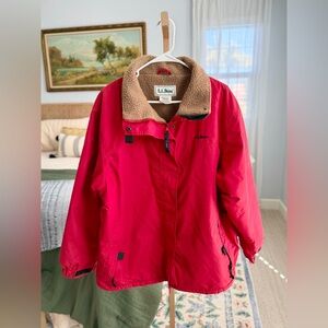 L.L. Bean Red Jacket with Tan Fleece Lining Women’s XL